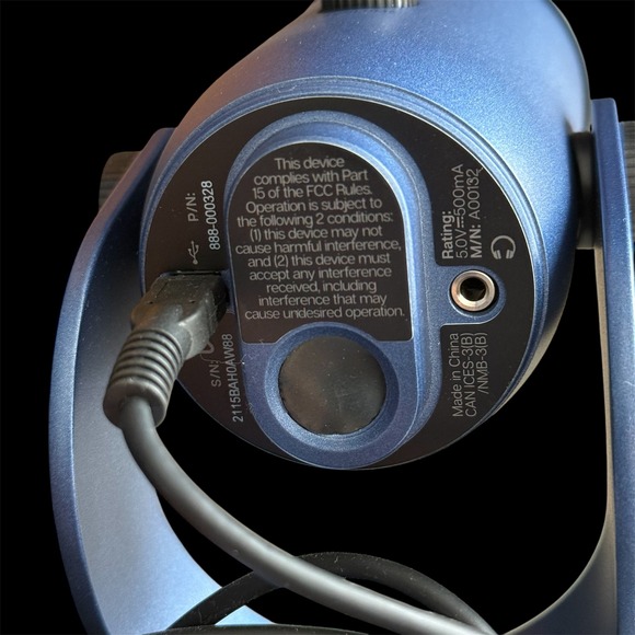 Blue Yeti USB Microphone Midnight Blue Multi-Pattern Condenser Mic A00132 - Picture 5 of 7